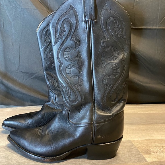 Broken In Tony Lamas, still in great shape - Picture 3 of 5